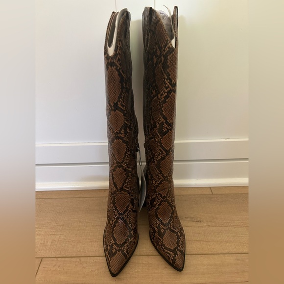 The Drop Cassandra Faux Snakeskin Knee-High Western Boots - Picture 3 of 11